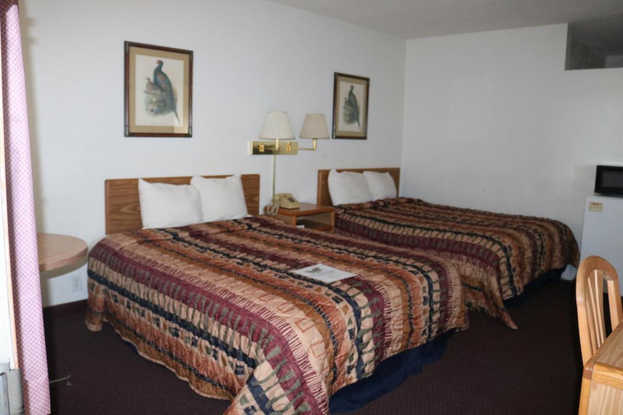 Dakota Inn Huron Kültér fotó